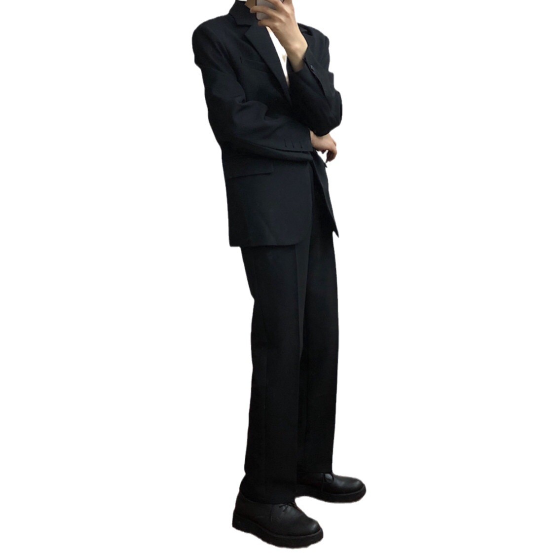 H120Effortlessly Stylish Black Single Outfit - Casual Layered Look for Everyday Fashion