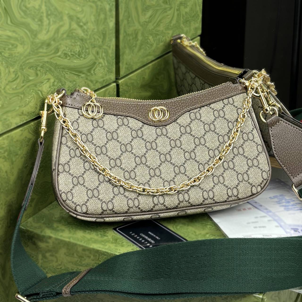 Letter Printed Leather Shoulder Fashion Casual Handbags Classic Underarm Bags Crescent Designer Women's Chain Purses