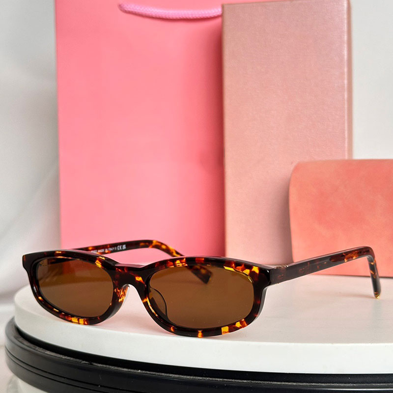 25ss Spring Regal Lunettes de soleil Designer Femme Cadre Rectangulaire Classique Style Vacances MUA06S