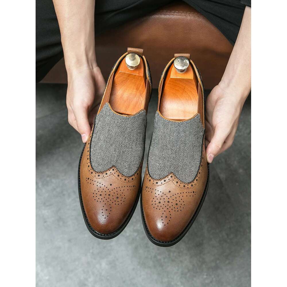 New British Style Fashion Formal Concise Men's Brogue Leather Lofers Point-toe Shoes Business Casual Black Brown