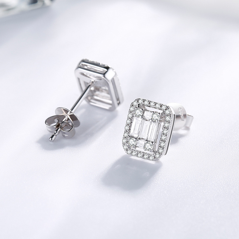 Choucong Brand Ins Top Sell Stud Earrings Luxury Jewelry Elegant 925 Sterling Silver T Princess Cut White Lab Moissanite Diamond Party Women Wedding E