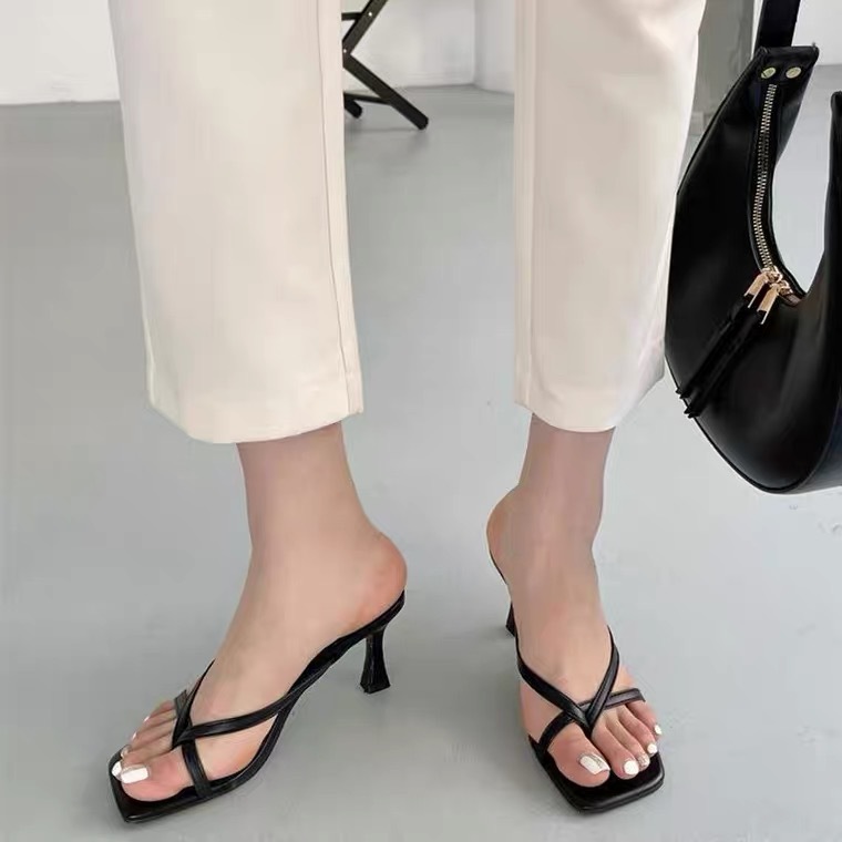 Women Slippers Simple Style Versatile Fashion High Heel Design Sense Triple Black White Free shipping