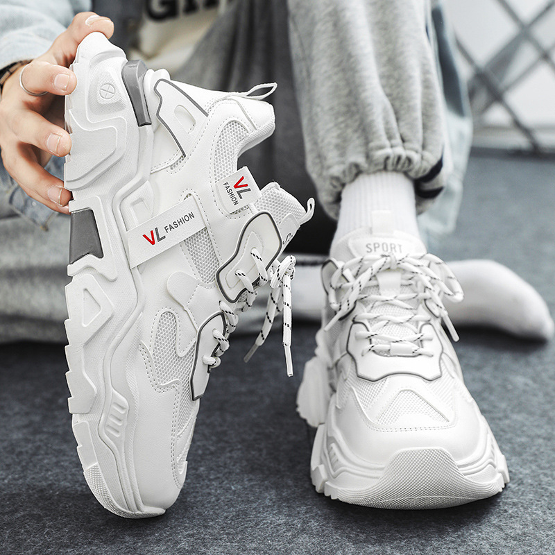 Men Sports Shoes Thick Sole Fashion Simple Design Versatile Triple Black White Green Free shipping