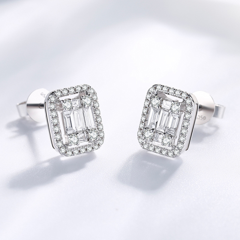 Choucong Brand Ins Top Sell Stud Earrings Luxury Jewelry Elegant 925 Sterling Silver T Princess Cut White Lab Moissanite Diamond Party Women Wedding E