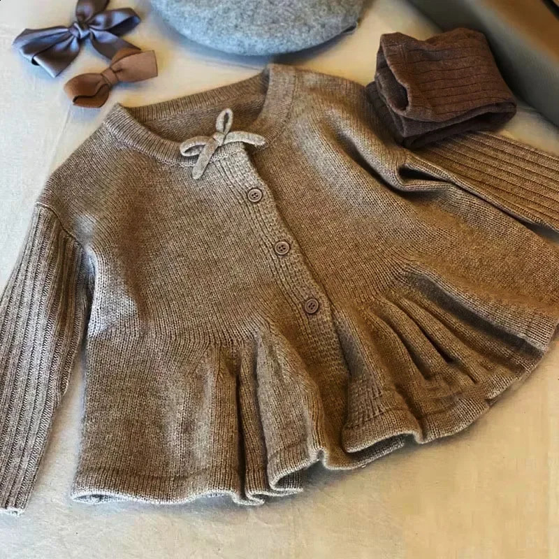 Korean childrens clothing autumn girls knitted cardigan single-breasted cute wool sweater for girls to wear outside 250120