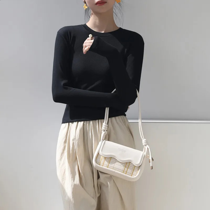 Cotton O Neck Long Sleeve Shirt Women Sexy Cropped Tops Autumn Black Casual Skinny Slim Basic Woman T Shirts White Clothing 250121