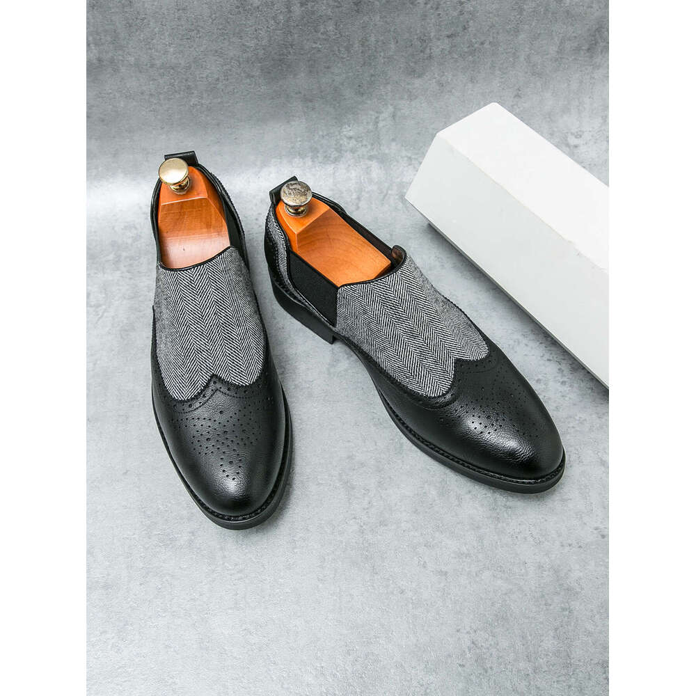 New British Style Fashion Formal Concise Men's Brogue Leather Lofers Point-toe Shoes Business Casual Black Brown