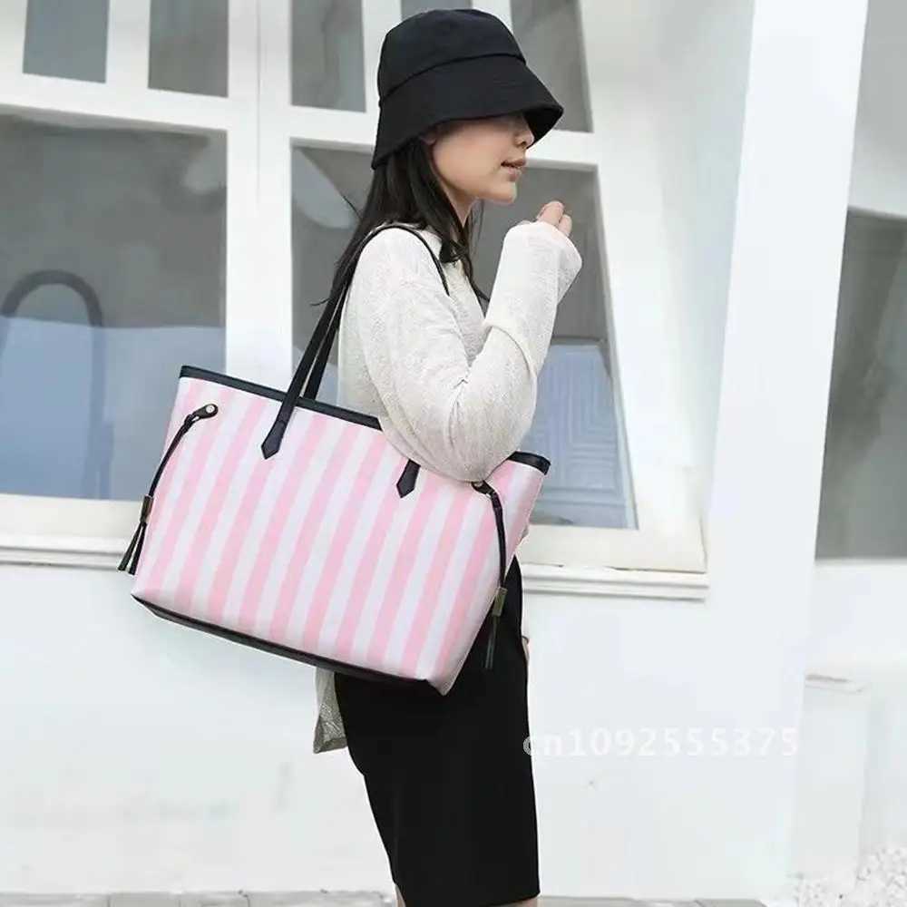 Commuter large capacity handbag niche high-end womens integrated shoulder bag Y250121
