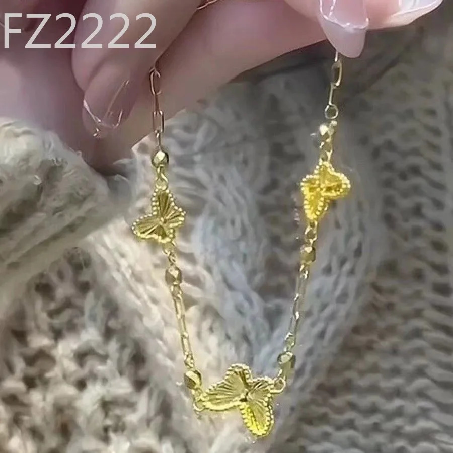 Super flash butterfly bracelet womens simple and beautiful fashion exquisite jewelry 250110