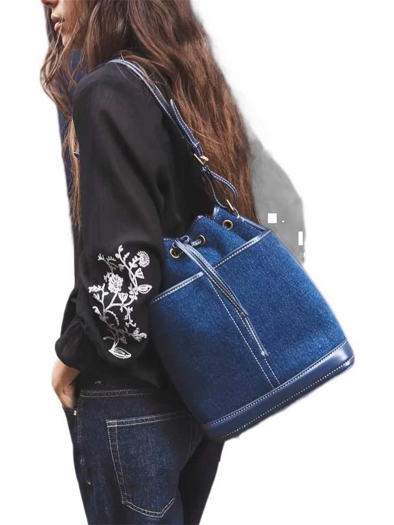 2024 Autumn/Winter new denim hand bill shoulder bag Fashion canvas bucket bag Y250121