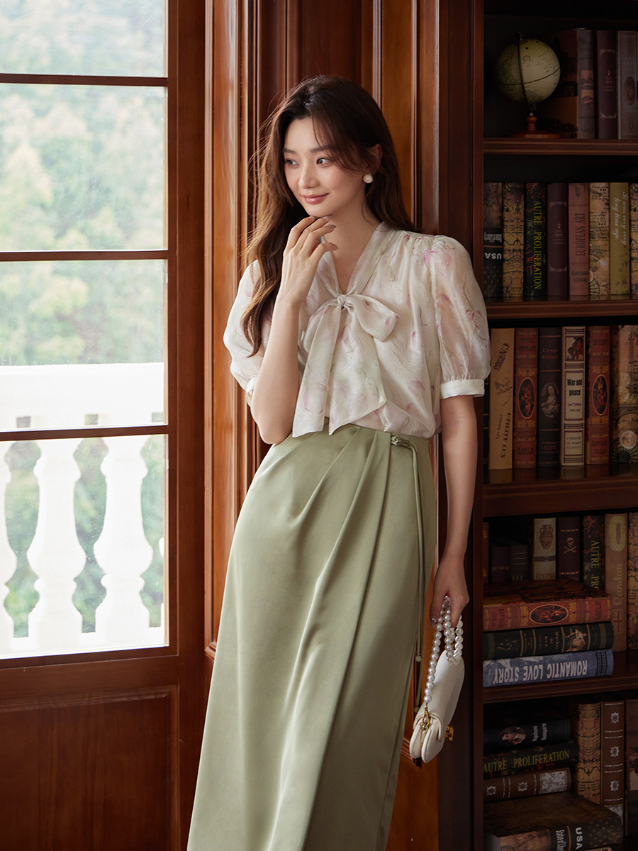 K2390 Elegant acetate skirt summer high-end temperament versatile medium-length satin hip skirt 82561