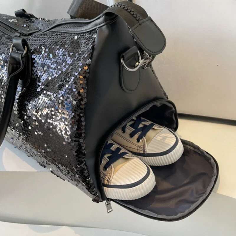 Tote Sequins Travel Female Fashion Lightweight Large Capacity Handbag Sports Fiess Leisure Crossbody Bag