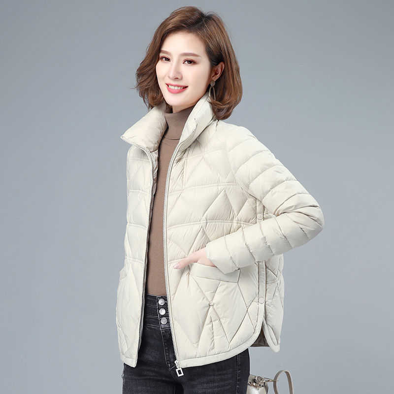 New Down and Cotton Jacket for Women Lightweight and Short Fashionable Winter Jacket for Women Loose Korean Version Thickened Women Jackets Coat 24120