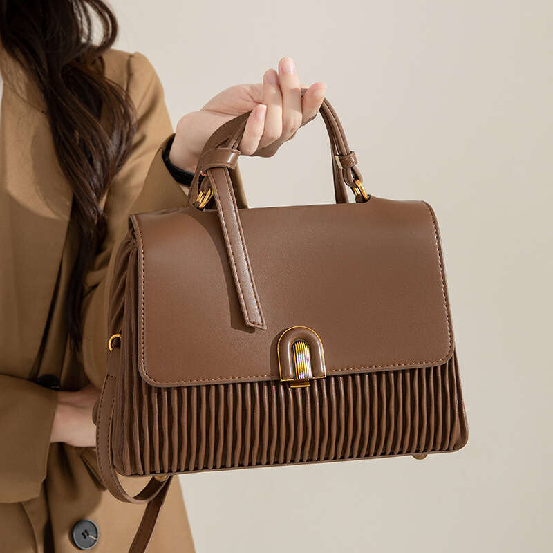 Women's Bags Shoulder autumn and winter new fashionable pleated large capacity women's temperament soft leather crossbody bag women