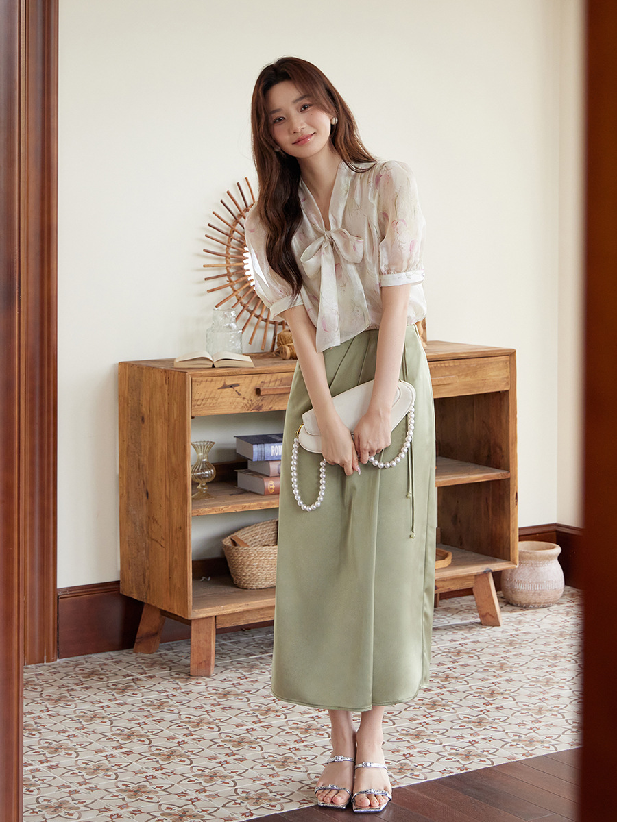 K2390 Elegant acetate skirt summer high-end temperament versatile medium-length satin hip skirt 82561