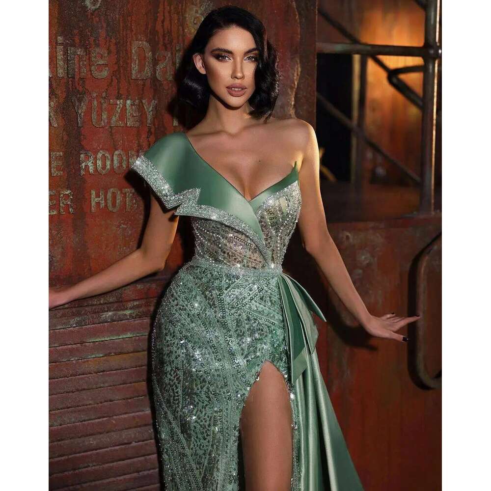 Cute Mermaid Evening Dresses Strapless Sequins Beads Sleeveless High Division Prom Party Dress Made to Order