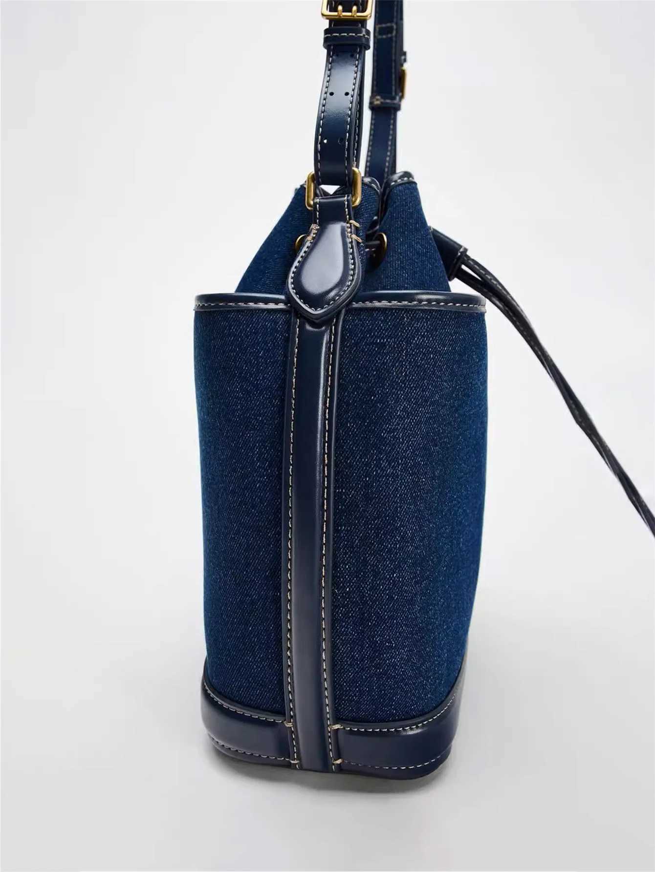 2024 Autumn/Winter new denim hand bill shoulder bag Fashion canvas bucket bag Y250121