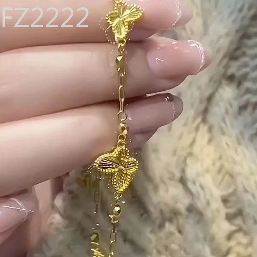 Super flash butterfly bracelet womens simple and beautiful fashion exquisite jewelry 250110