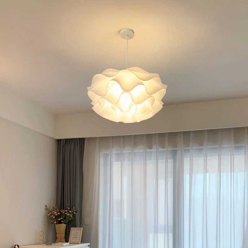 Postmodern Designer Pendant Light White Flower LED Hanging Lamp for Bedroom Restaurant Bar Store Lighting Indoor Petal Decor Z250120