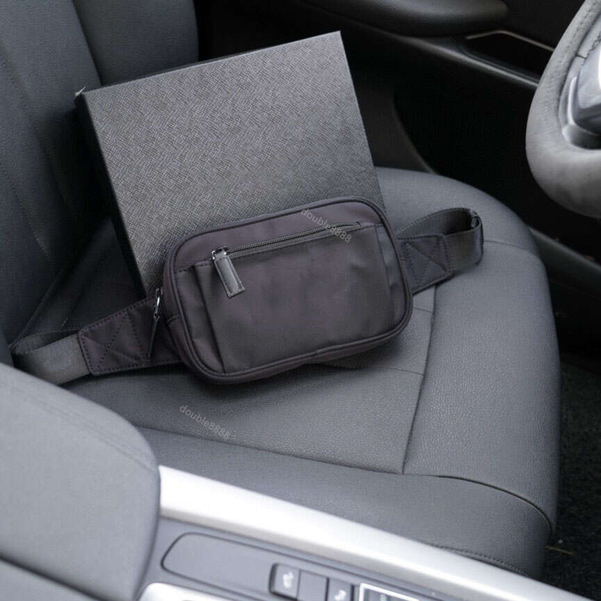 Man women waist bag work bag funny bag cross-body bag solid black nylon shoulder bag Postman phone bag messenger bag Classic nylon waist pack chest bag