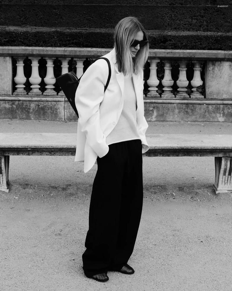 Sandals Black Round Toe Flat Net Lace Roman European And American Runway Sexy Short Boots Trendy Women hurenlakeshoes hurenlakeshoes hurenlakeshoes