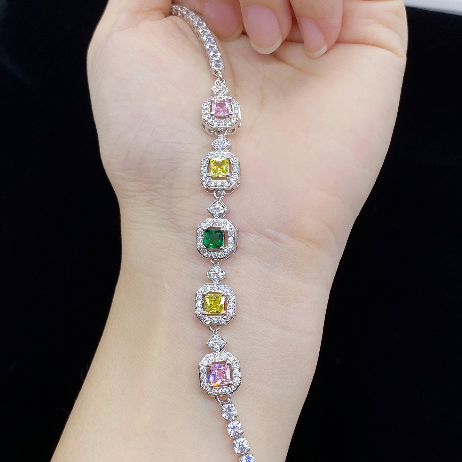 2025 Ins Top Sell Wedding Bracelet Luxury Jewelry 925 Sterling Silver Gold Fill Princess Corlorful 5A Cubic Zircon CZ Diamond Gemstones Party Women Ba