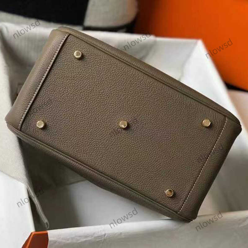 10A Retro Mirror Quality Designer Diagonal package Bag Women Purse doctor Bags Handmade Handbags Classic Fashion T Leather retro portabl