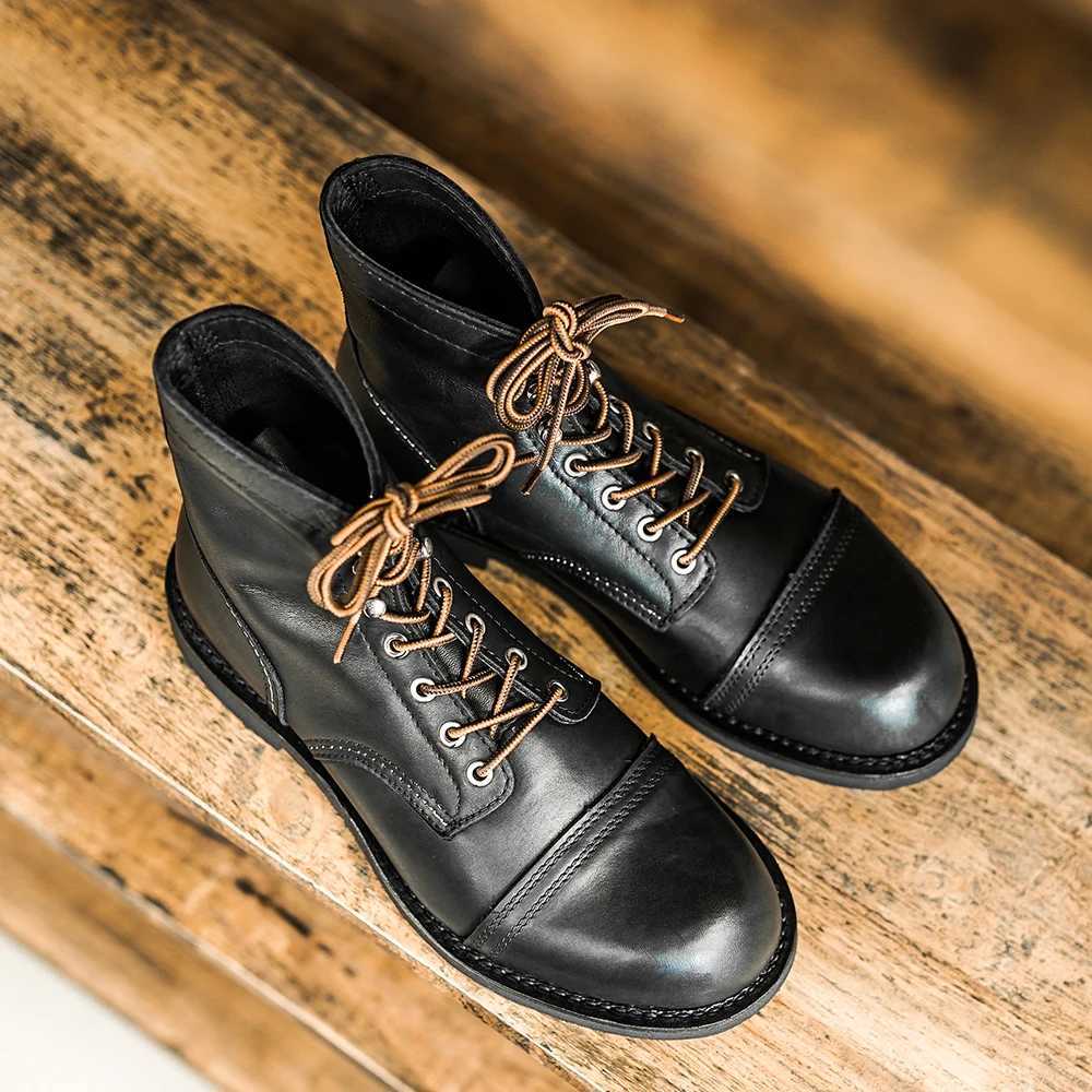 Durable Goodyear-Welted Stitchdown Rugged Style Work Boots Heritage Genuine Leather Moctoeboots8111 Red For Men Midcut Shoe M250121