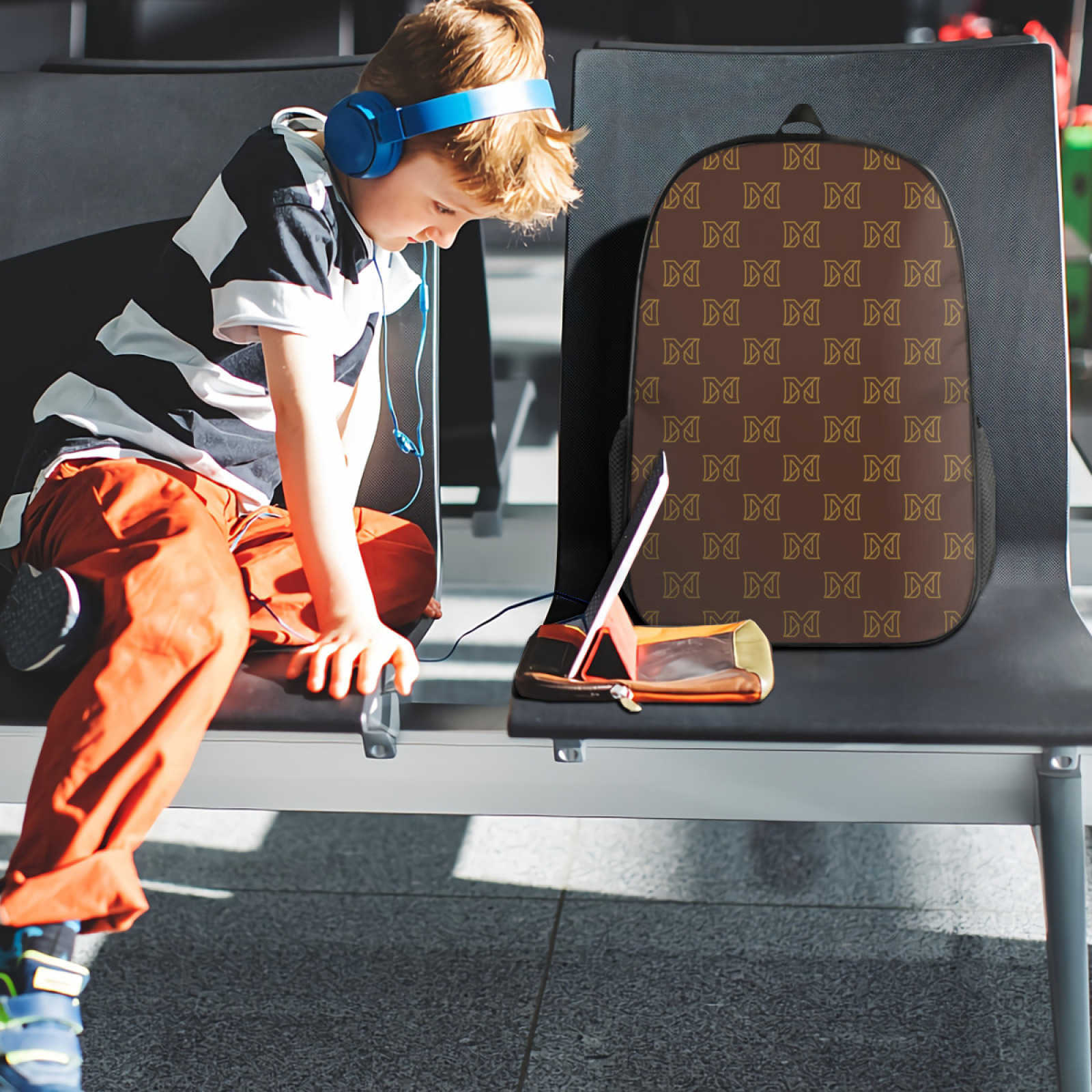 NXY Multi Layer Zippered Laptop Bag Computer Student SchoolBags Business School Bag MEN'S AND WOMEN'S Outdoor Travel Bag Hip