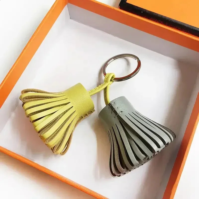 Fashion Leather Double Tassel Fringe Keychain Car Key Chain Ring Women Bag Charm Backpack Holders Ornament Gift 250122