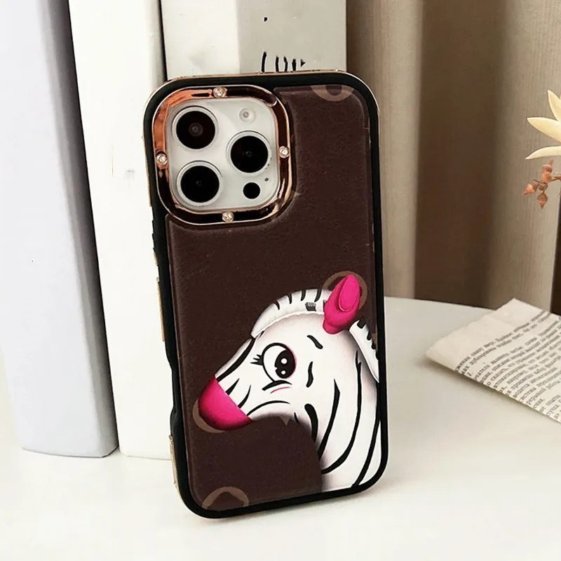 Square tank Fashion Designer Phone Cases for Apple iphone 16 16pro 15 15Pro 14 14pro 13 13pro 12 12pro pro max Luxury Monogram Leather Cellphone