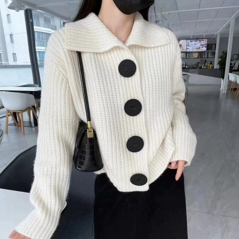 Womens Autumn 2024 Chic Longsleeved Loose Korean Style Trendy Large Buttons Lapel Short Sweater Knitted Cardigan 250109Z