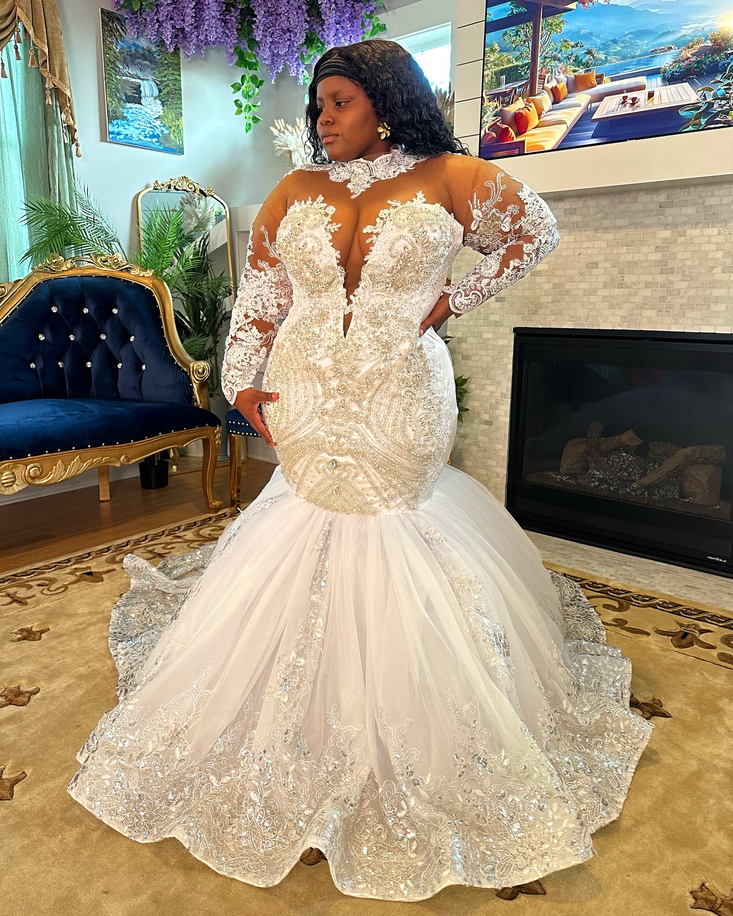 2025 Arabic Aso Ebi Plus Size Ivory Wedding Dresses Lace Crystals Beaded Sheer Neck Vintage Bridal Gowns Dress For Bride