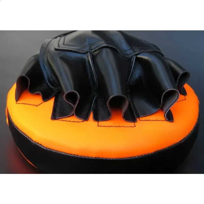 Boxing Hand Target PU Leather MMA Boxing Gloves Punching Mitts Boxing Mitts Kickboxing Pads for Martial Arts Training 250117