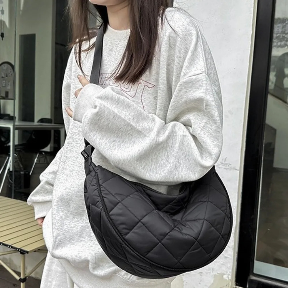 Waist Half Moon Belt Bag Solid Color Crossbody Bag Large Capacity Shoulder Bags Portable Nylon Plaid Travel Bags for Commuting 250122