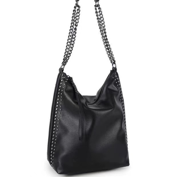 Z Tote 2024 New Black Soft Strap Handheld Willow Nail Single Shoulder Bucket Bag Large Capacity