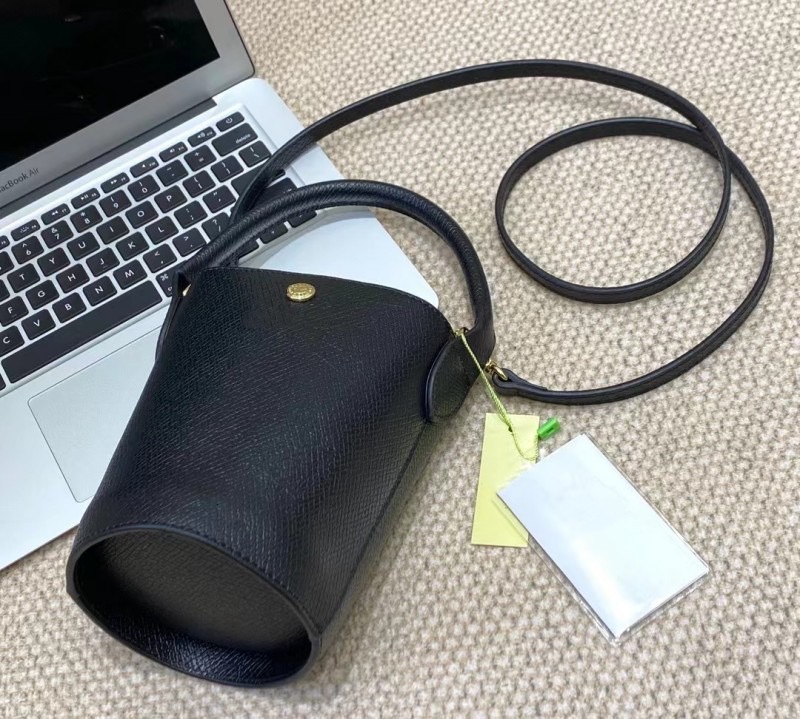 High Quality New South French Style Leather Mini Diagonal Cross Women's Handheld Wealth Bucket Bag, High-End Sense Shoulder Bag