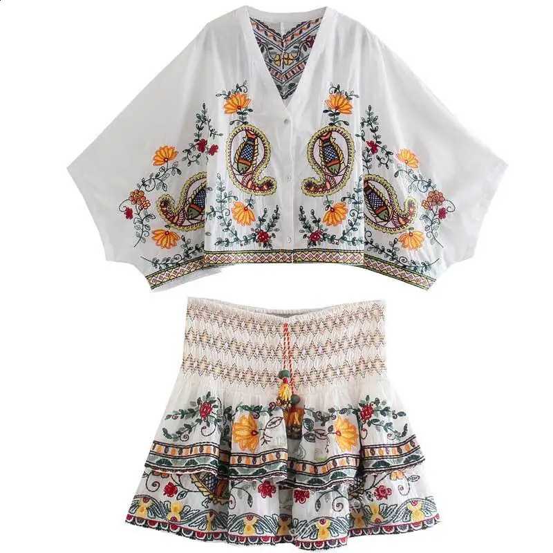 BOHO INSPIRED floral embroidery boho dress V-neck batwing sleeve dress women elastic waist pleated chic holiday party dress 250121