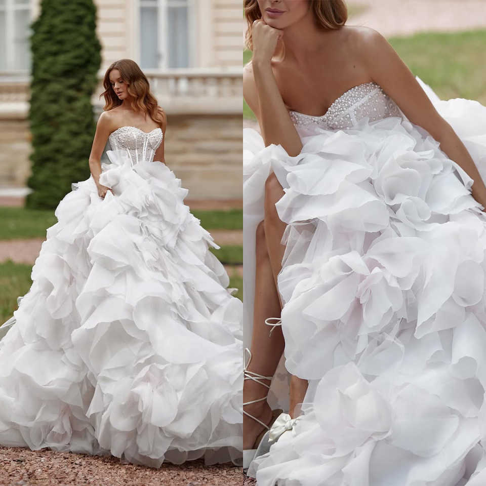 Elegant A e Bridal Dress Pearls Ruffles Wedding Sweetheart Neck Sleeveless Gown Sweep Train Customized Dresses Vestido De Novia