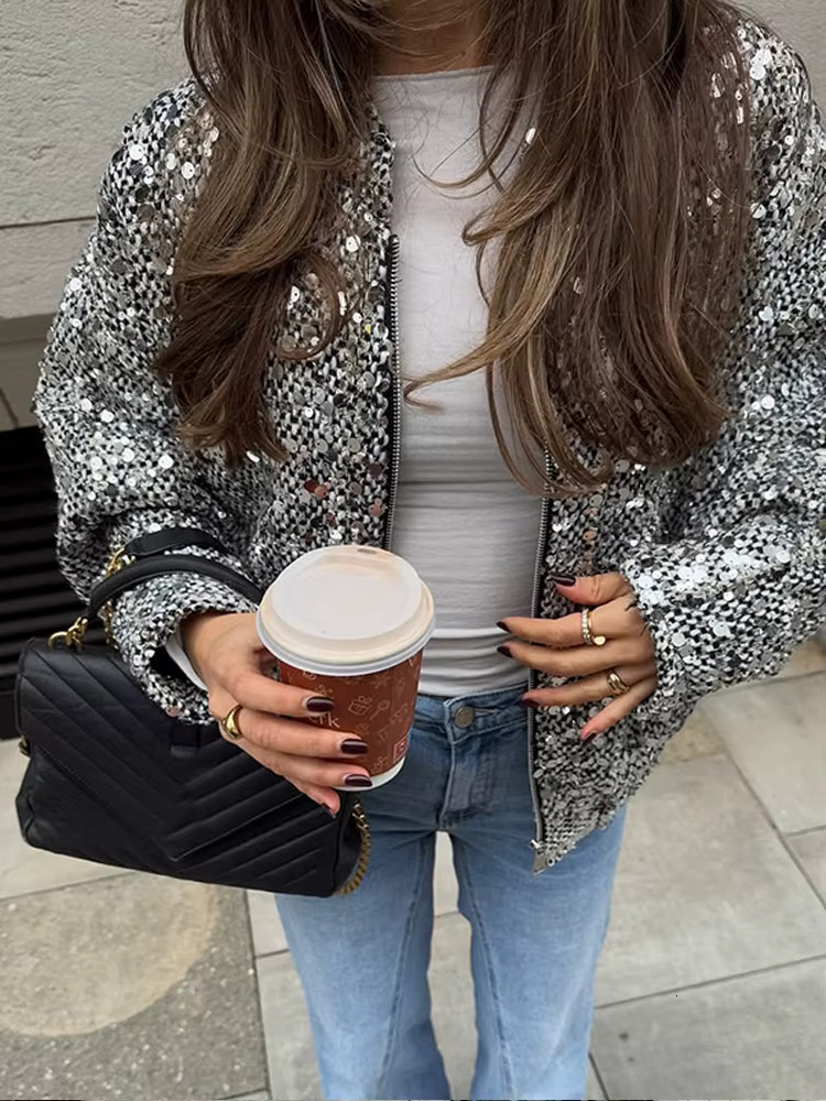 2025 Elegant Fashion Sier Sequin Zipper Jacket Woman Loose Round Neck Long Sleeved Jackets New Lady Chic High Street Outerwear