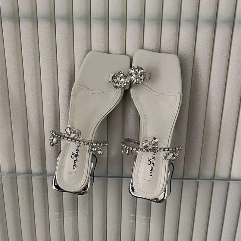 Crystal Slippers Fashion Low Heels Sandals Summer Open Toe Pearl Flip ps Brand Designer Women Party Shoes