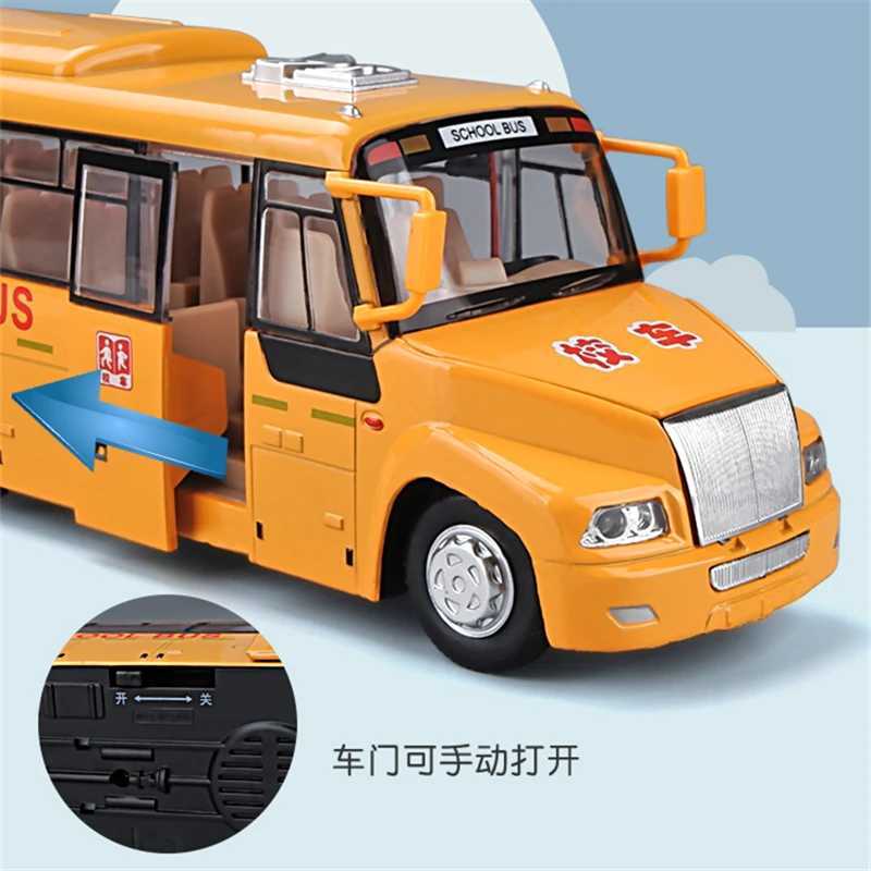 1/32 Alloy America School Bus Model Diecasts Metal Toy Student Bus Car Vehicles Model Simulation Sound and Light Boy Kids Gifts X250125