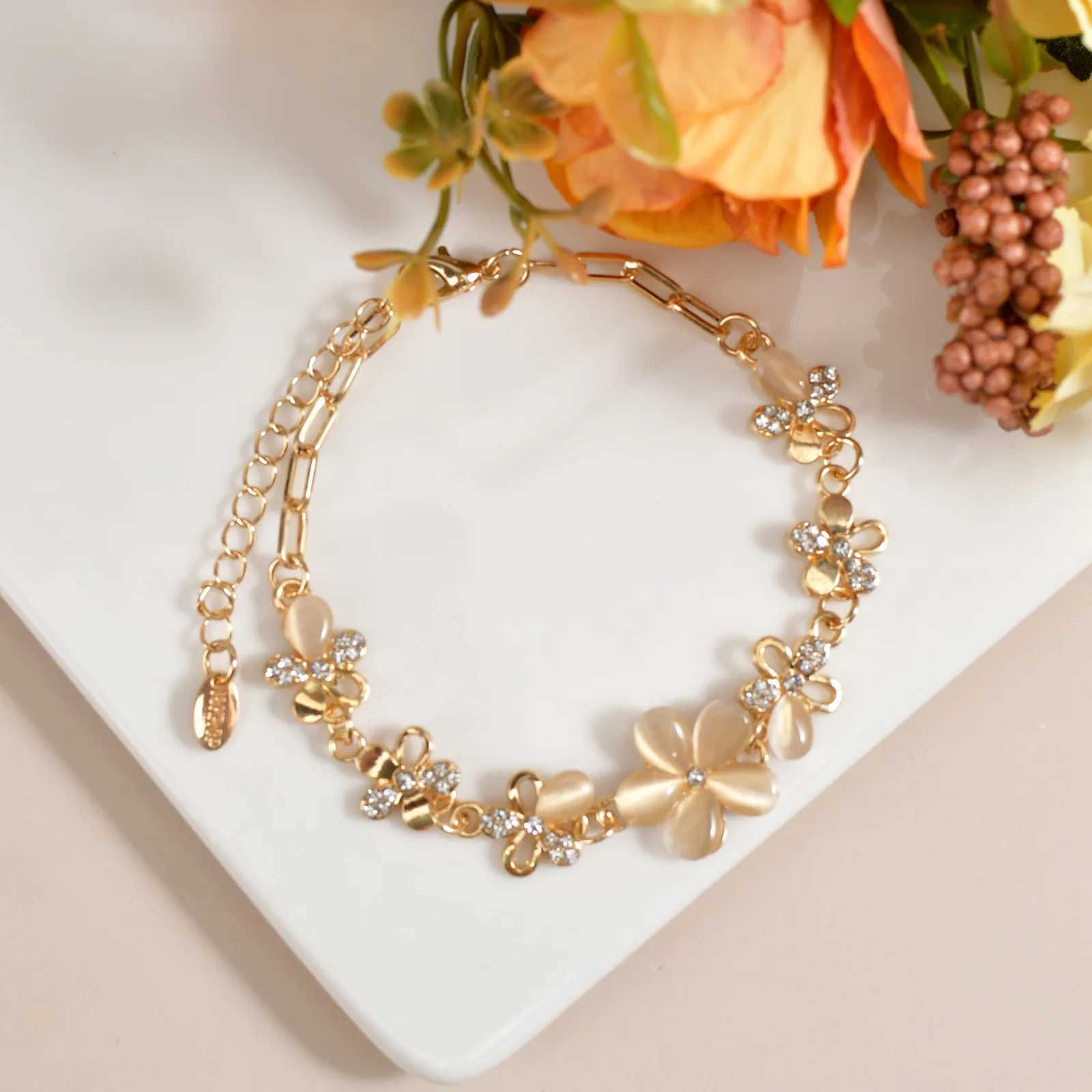 Luxury Designer Bracelet Womens Accries Bracelet Womens Jewelry Crystal Bracelet Water Diamond Sparkling Girl GiftXJ250225
