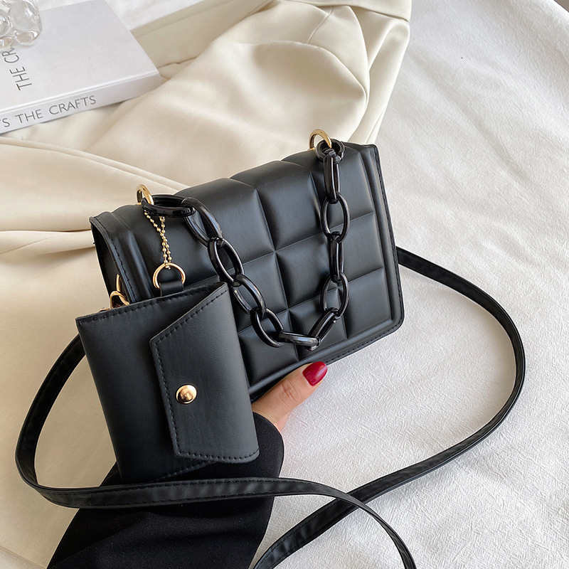 Casual Minimalist Handbag, Fashionable 2025 New Trend Solid Color Shoulder Bag Trendy And Foreign Style Thick Chain Small Square Bag
