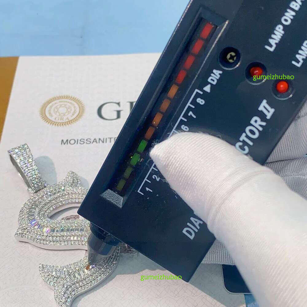 Sier Jewelry Hiphop Pendant A-Z initial letters custom moissanite iced out pendant