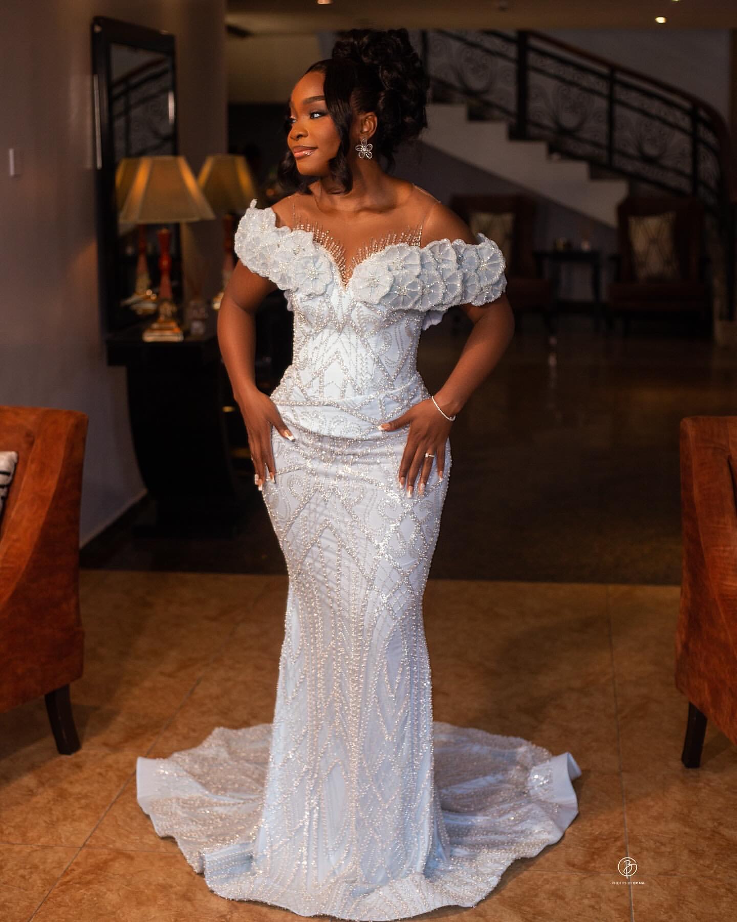 2025 Arabic Aso Ebi Plus Size Off White Mermaid Wedding Dresses rals Sequined Beaded Sheer Neck urious Vintage Bridal Gowns Dress For Bride ZJ068