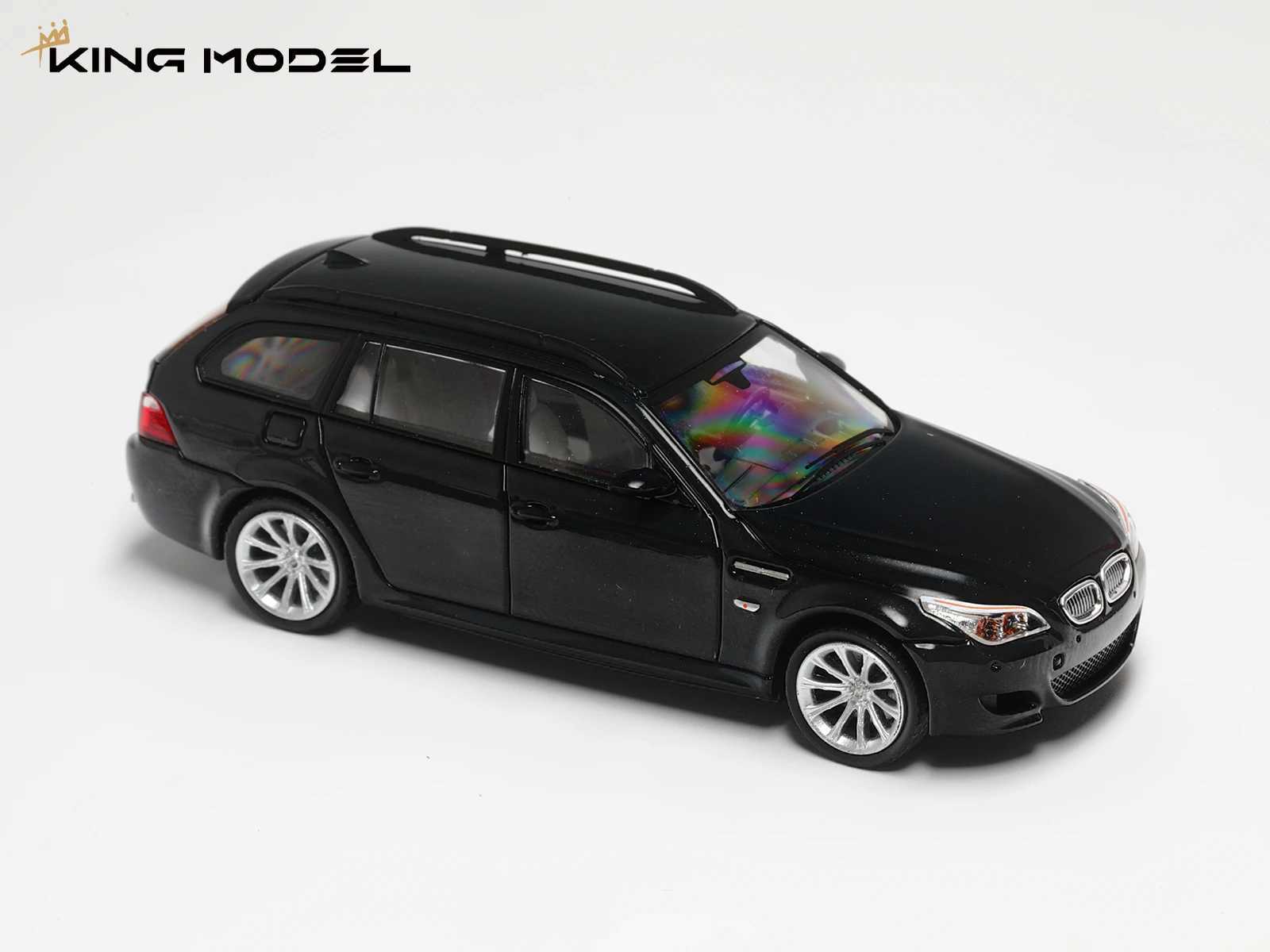 Kingmodel 1 64 M5 E60 Black/Silver Truck Sedan Edition Die cast Model X250125