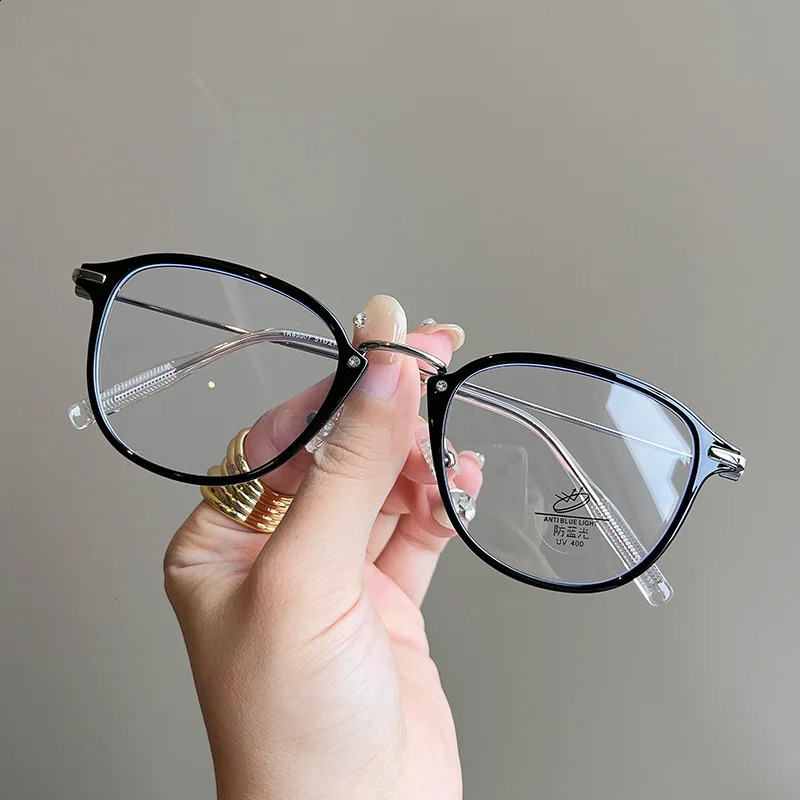 Korean Style Womens Eyeglass Frame TR90 Material Anti Blue Light Glasse High Quality Men Glass 250114