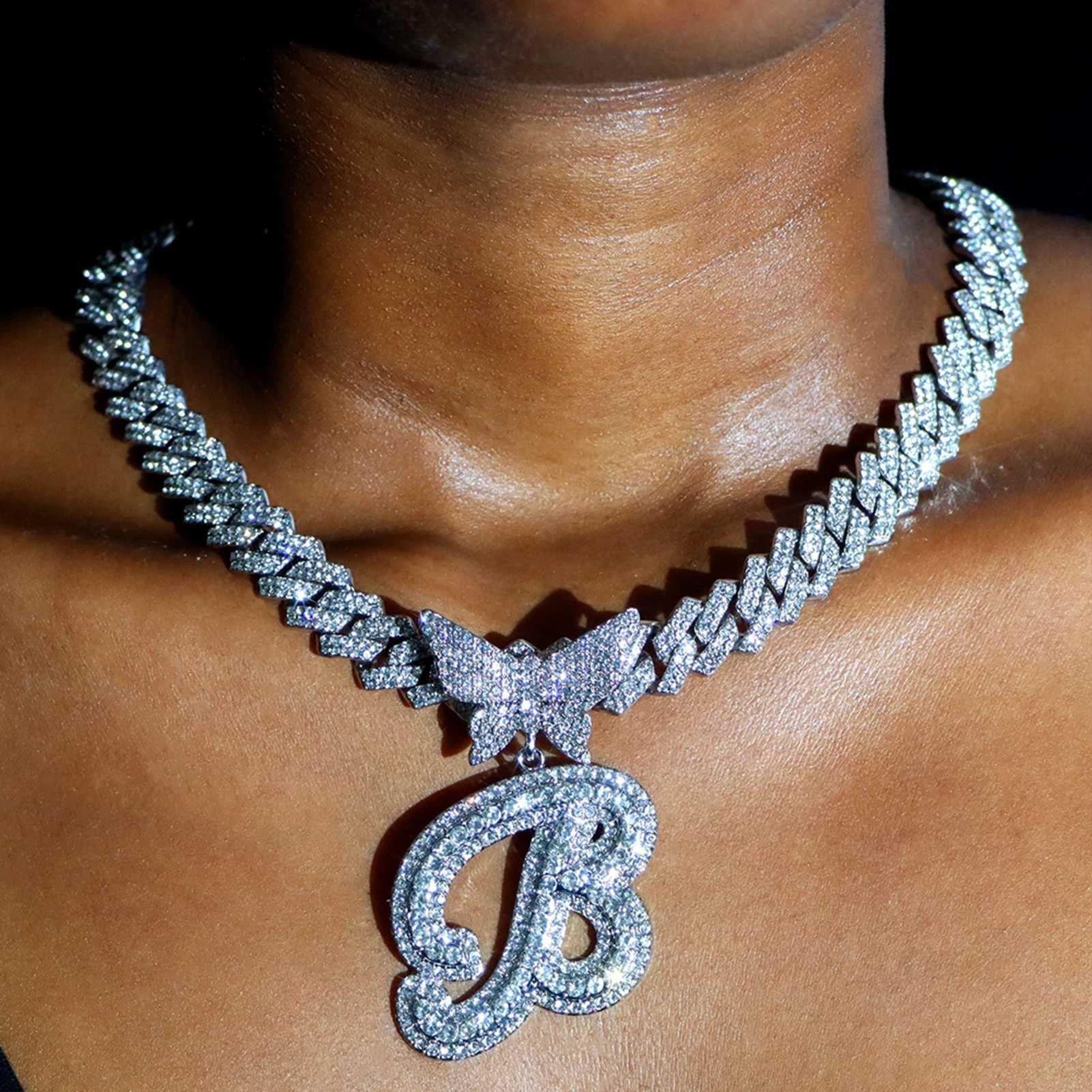 Bling Iced Out Butterfly Letter Cuban Link Chain Necklace for Women Gold Silve Color Miami Hip Hop Necklace Name Initial JewelryXJ250121