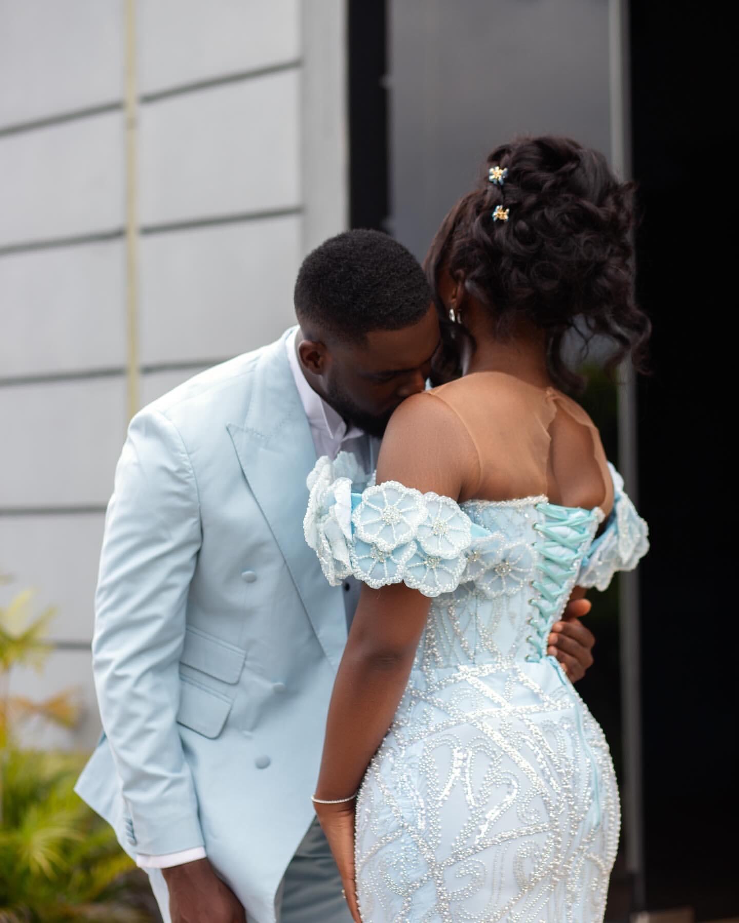 2025 Arabic Aso Ebi Plus Size Off White Mermaid Wedding Dresses rals Sequined Beaded Sheer Neck urious Vintage Bridal Gowns Dress For Bride ZJ068